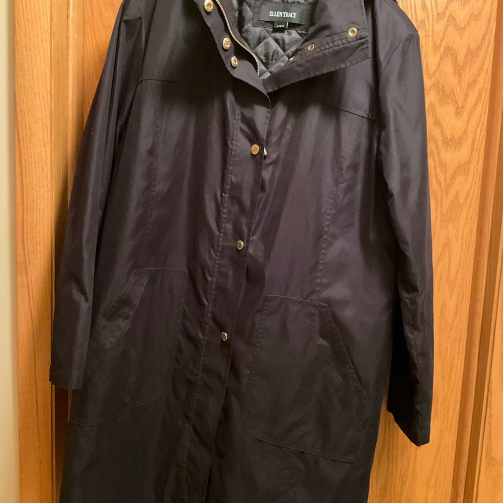 Ellen Tracy Black Women’s Trenchcoat